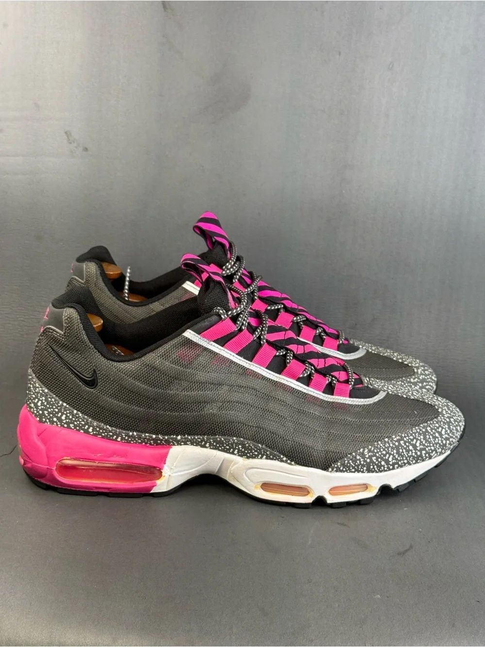 Nike Air Max 95 Tape Black Pink Foil athletic sneaker shoes mens size 12.5